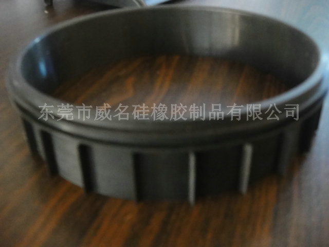 什么是導(dǎo)熱硅膠制品？